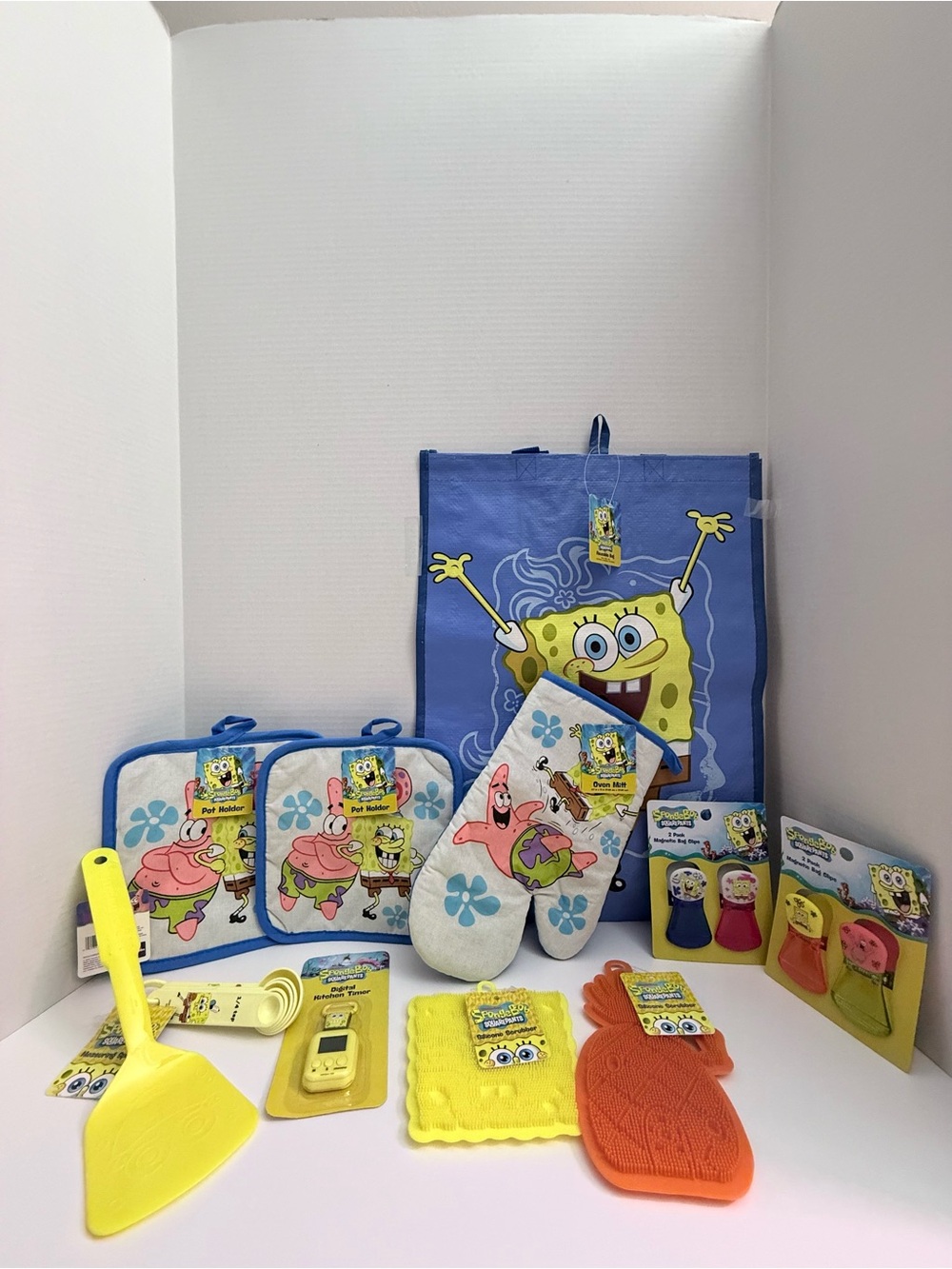 NEW SpongeBob SquarePants Kitchen Essentials Accessory Bundle Lot 12-Piece